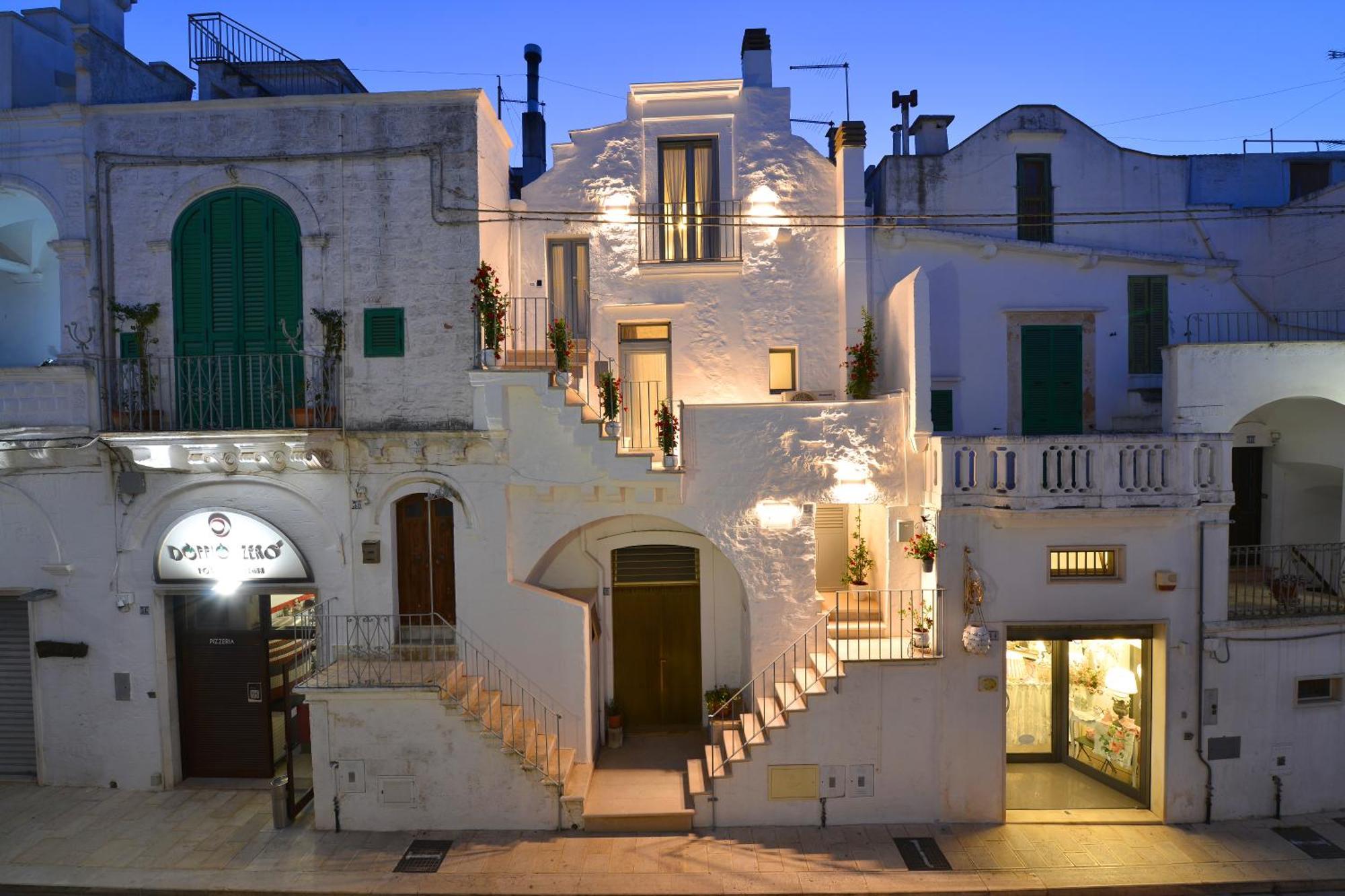 דירות צ'יסטרנינו La Scala Del Borgo מראה חיצוני תמונה