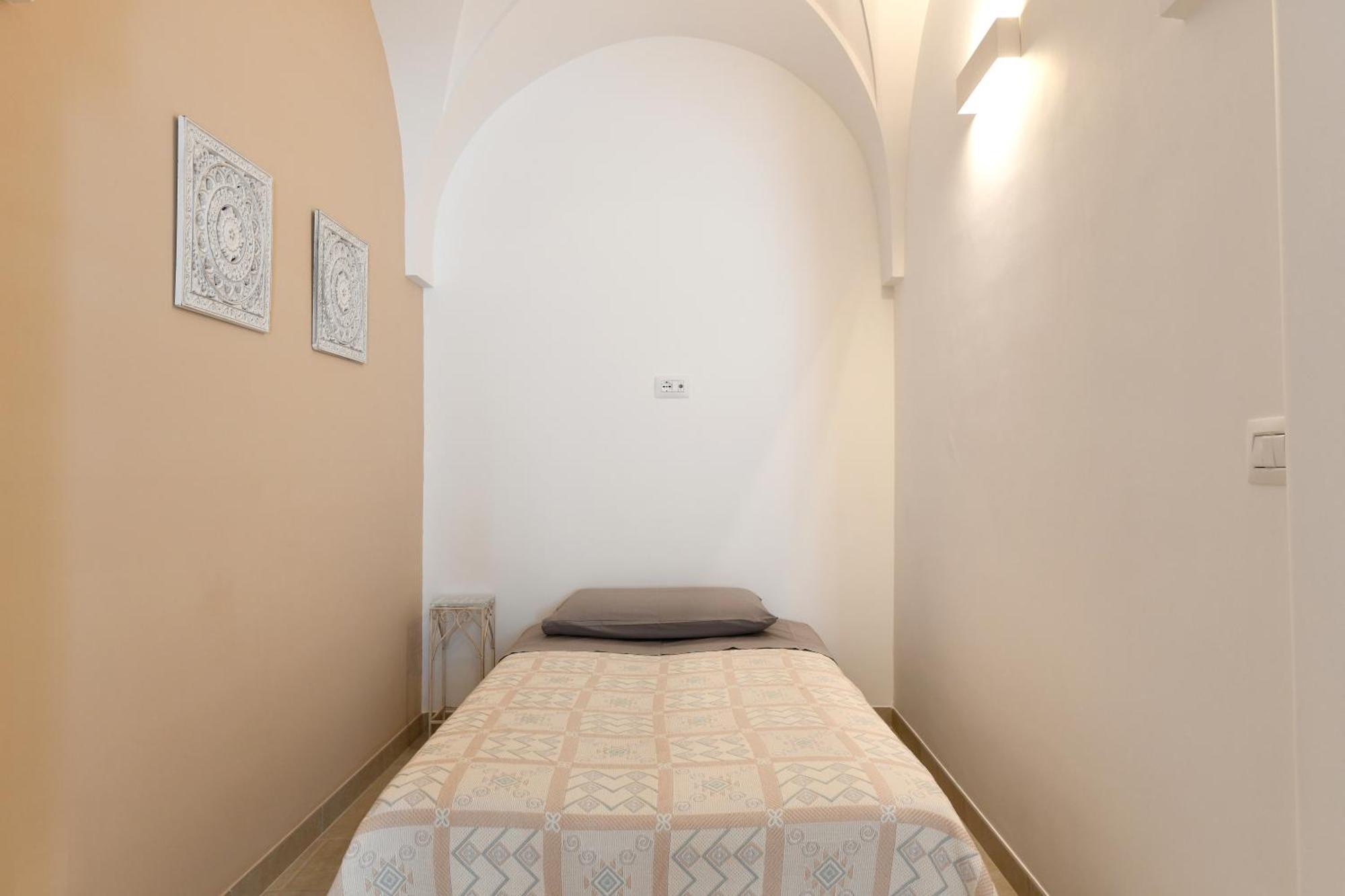 דירות צ'יסטרנינו La Scala Del Borgo מראה חיצוני תמונה